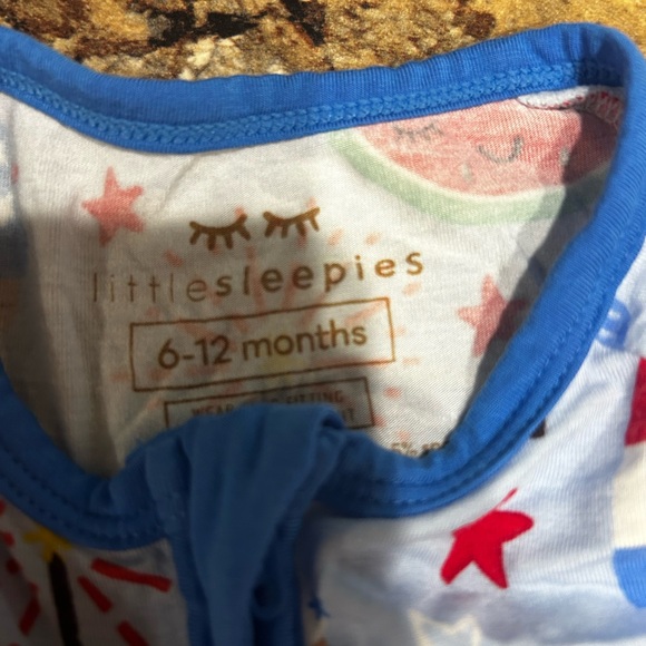 Little Sleepies Stars, Stripes & Sweets shorty 6-12 months - Picture 3 of 3